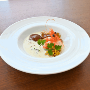 白いとうもろこしの冷製スープ